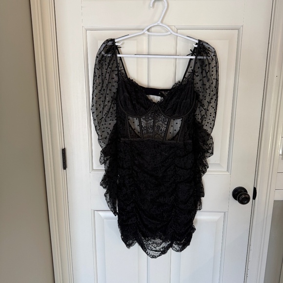 New! FOR LOVE & LEMONS Delicate Lace Long-Sleeve Dress 45078 - Picture 5 of 14